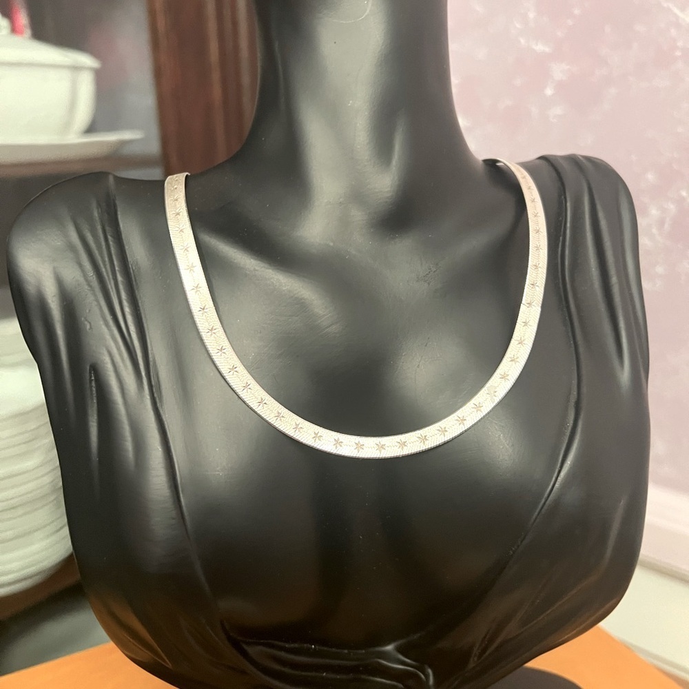 1/4” W - 20” L Sterling Silver w/clasp Flat Chain